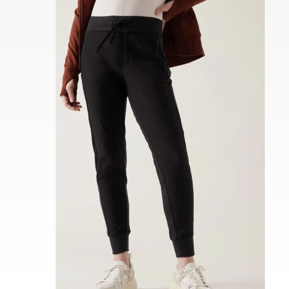 Athleta Headlands Hybrid Trek Jogger Black Size 10 Tall Hiking Pants athletic